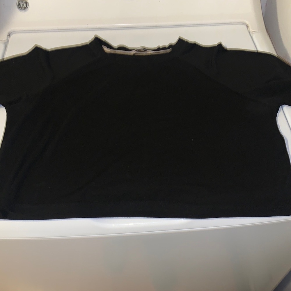Basic black crop top🖤